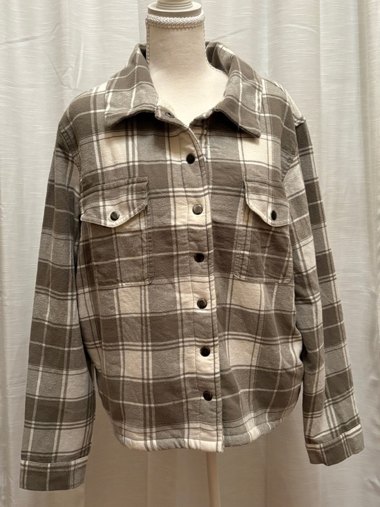 Lucky Brand Jackets & Blazers - Lucky Brand Army/Olive Green & Cream Plaid Utility Shacket
